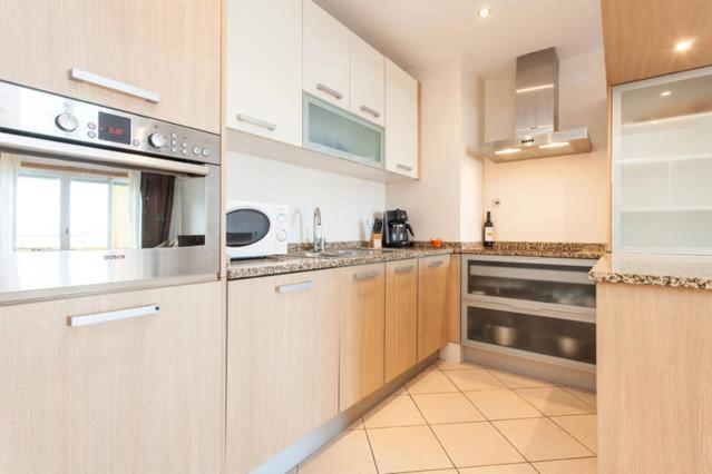 Casa Sol, Fast Wifi, Airco, Swimming Pool Near The Beach Praia Da Rocha Portimão Εξωτερικό φωτογραφία